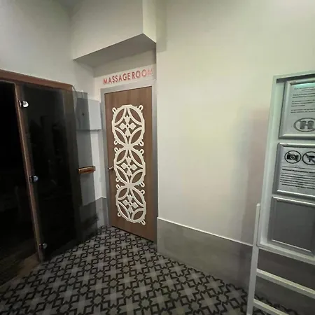 в авсалларе Apartment